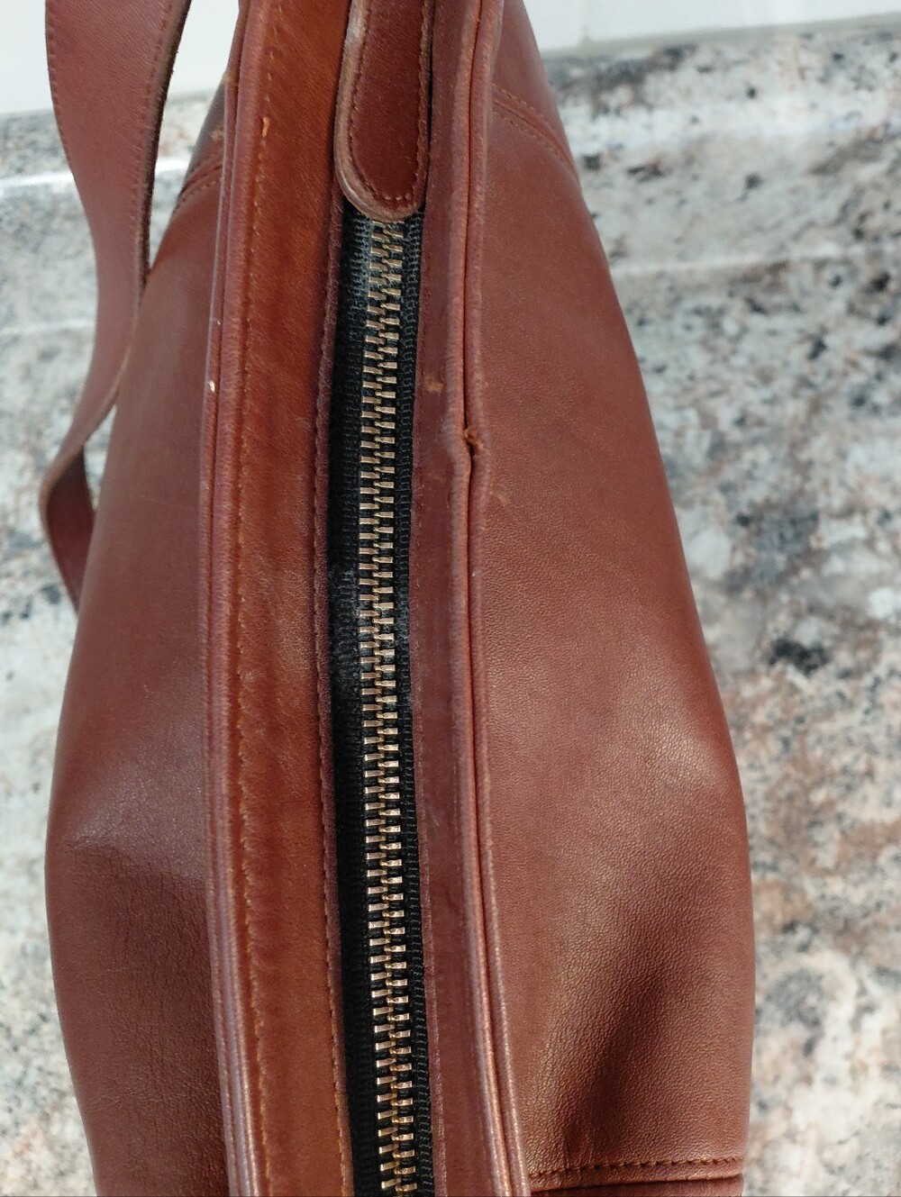 Coach Brown Leather Monterey Hobo with Gold Hardware ****Read**** - Picture 10 of 15